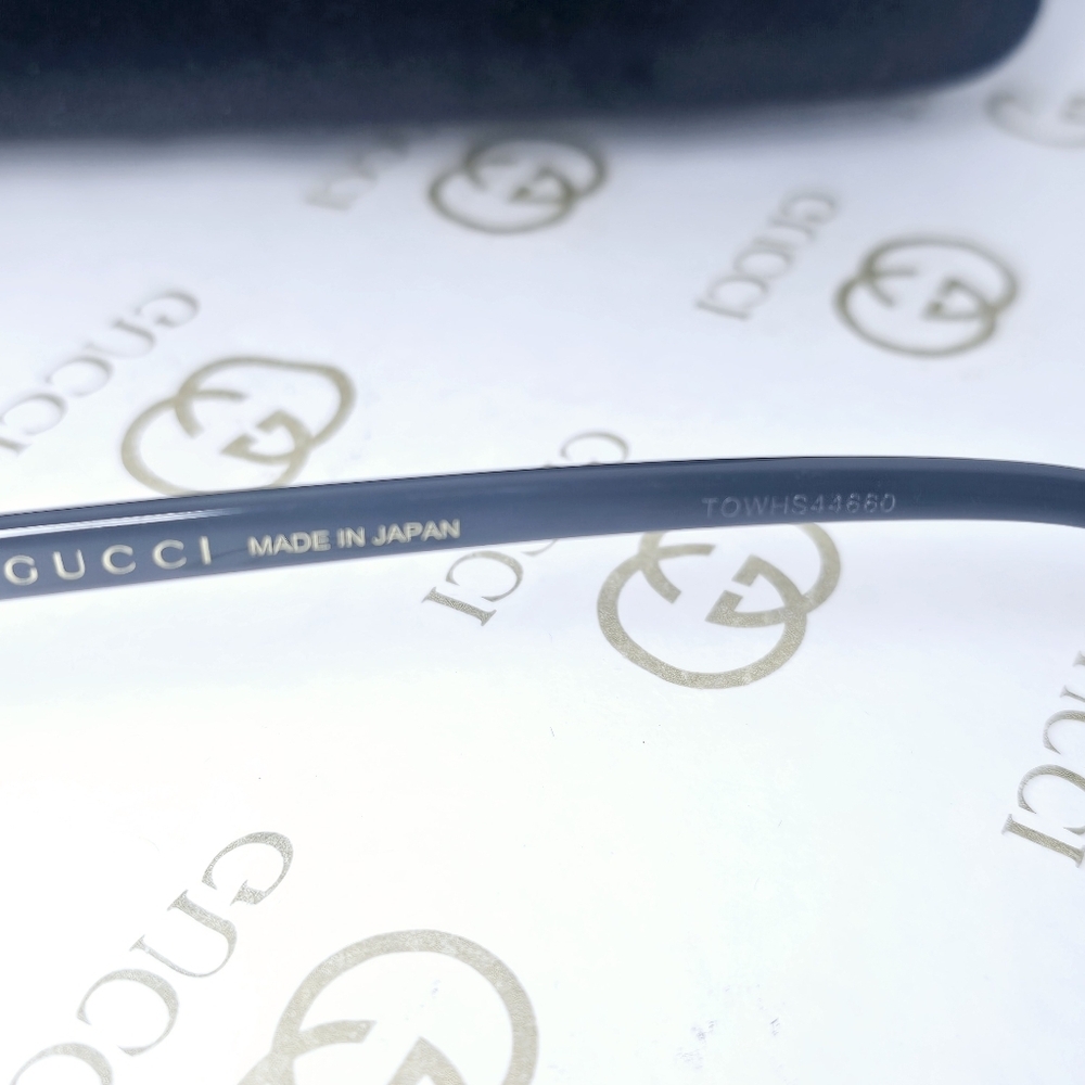 Gucci Black and Gold Unisex Sunglasses GG1221S 001 - Picture 13 of 16